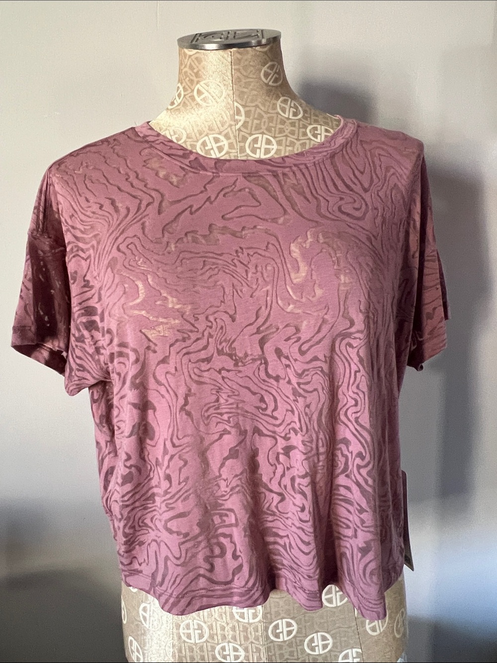 Lululemon Cates Tee *Veil